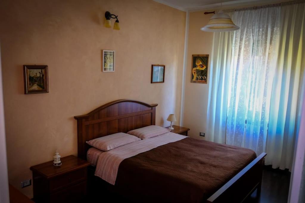 Appartamento Con Tre Camere - Zona Centrale Алесандрия Екстериор снимка