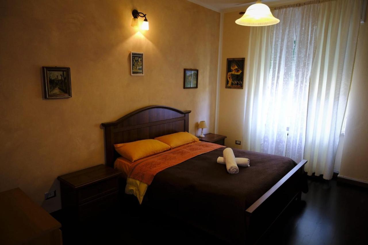 Appartamento Con Tre Camere - Zona Centrale Алесандрия Екстериор снимка