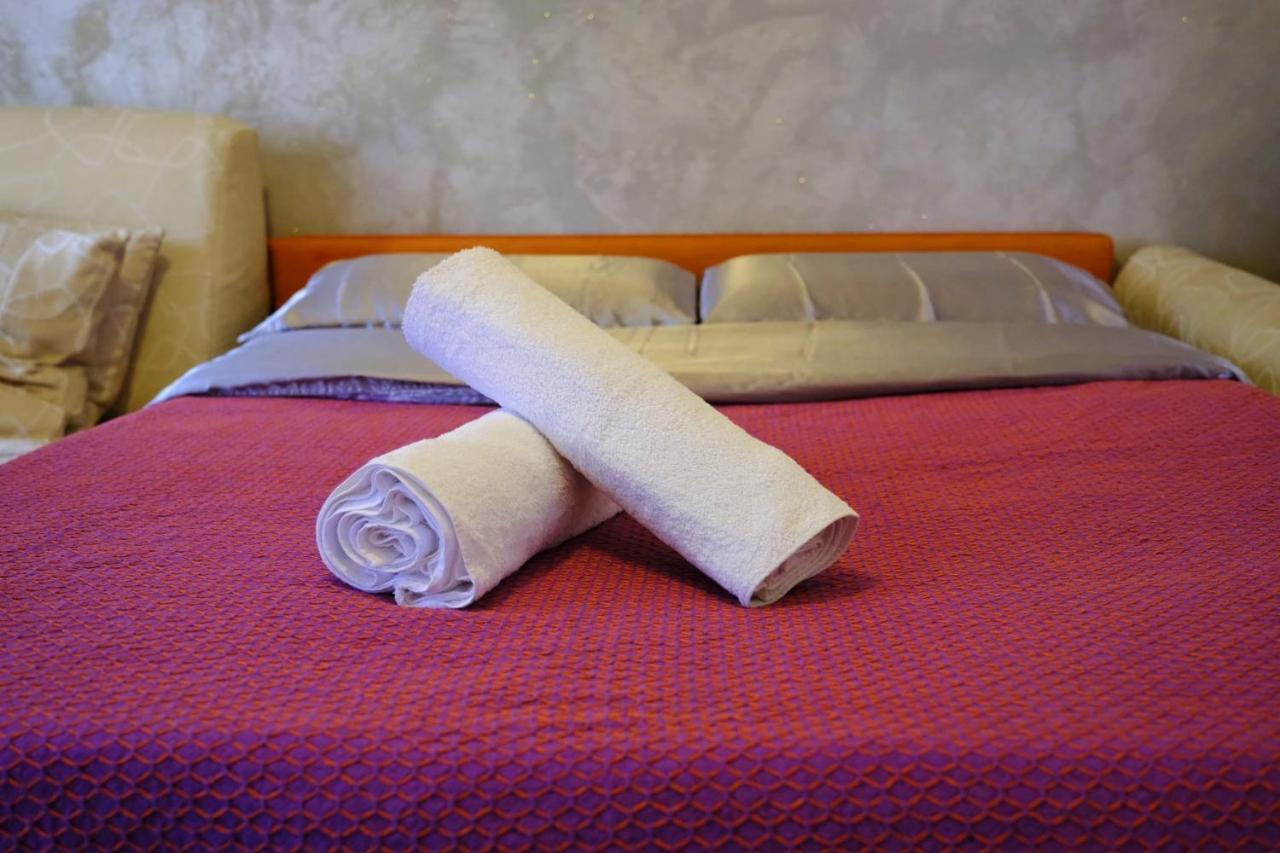 Appartamento Con Tre Camere - Zona Centrale Алесандрия Екстериор снимка